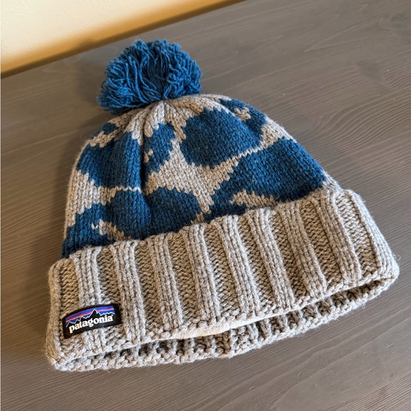 Patagonia Women’s Snowbelle Knit Beanie - Picture 2 of 6